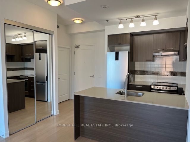320 Tweedsmuir Ave, #1203