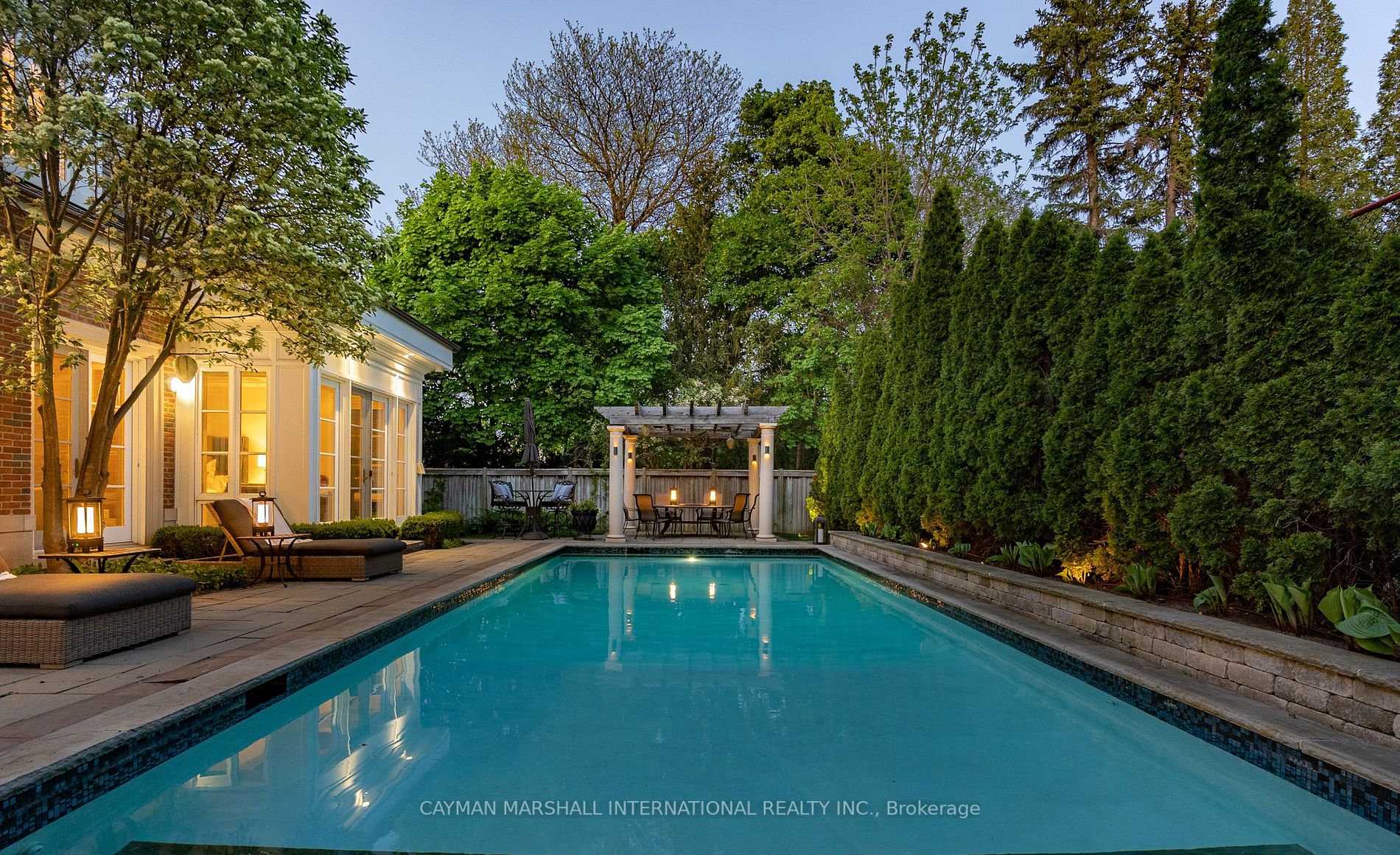 21 Wimpole Dr