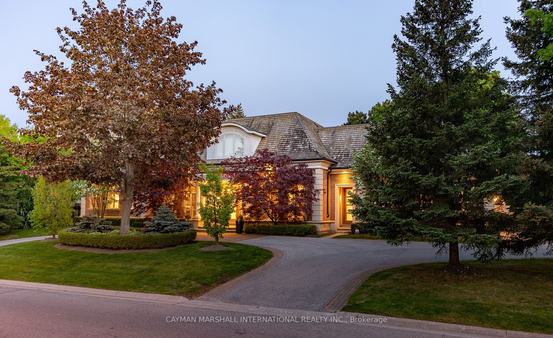 21 Wimpole Dr