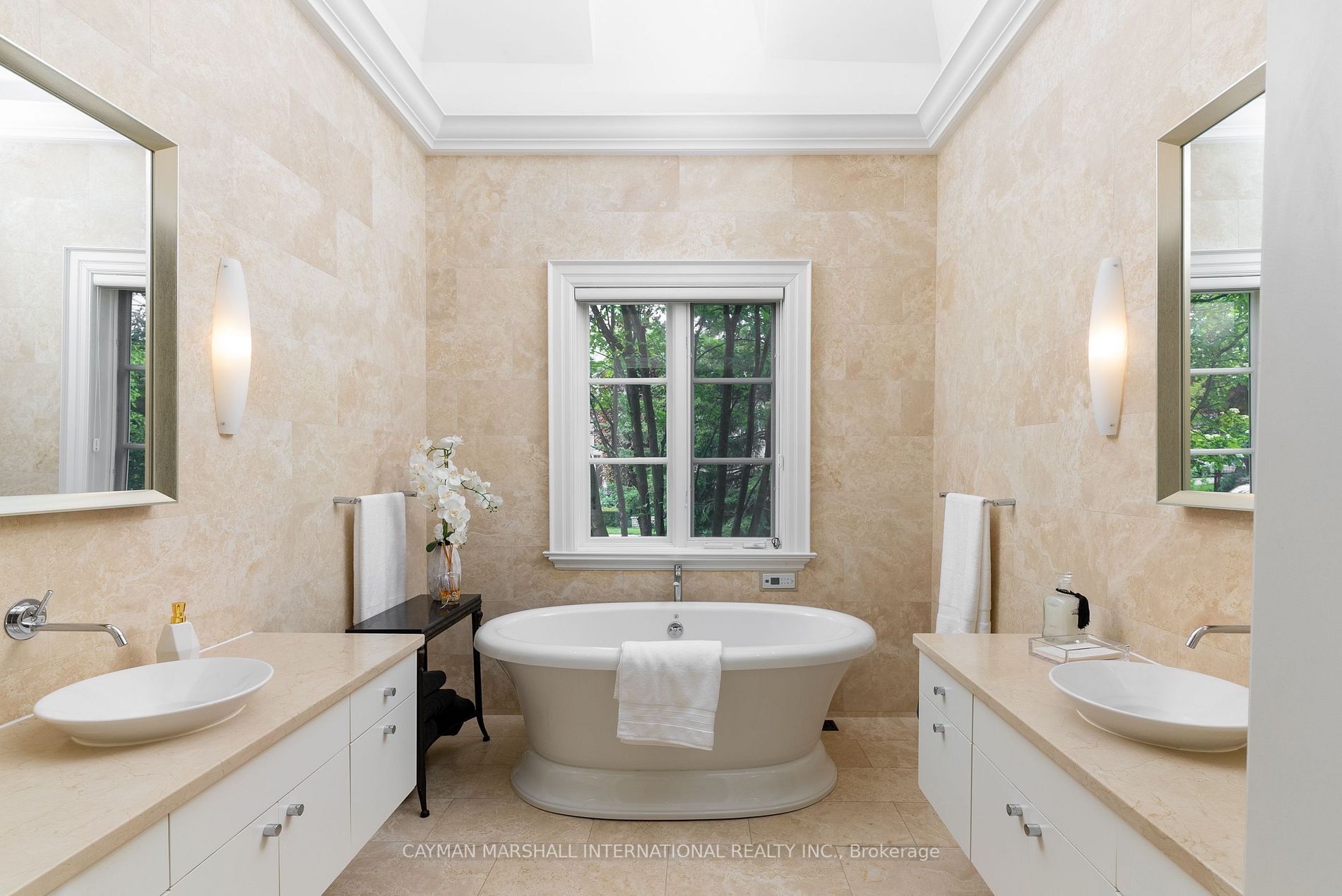 21 Wimpole Dr