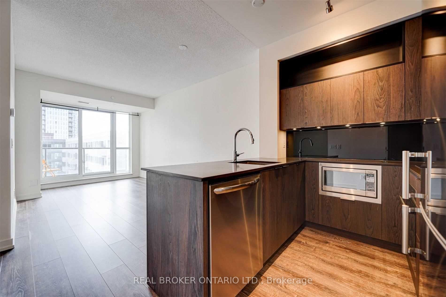 200 Sackville St, #911