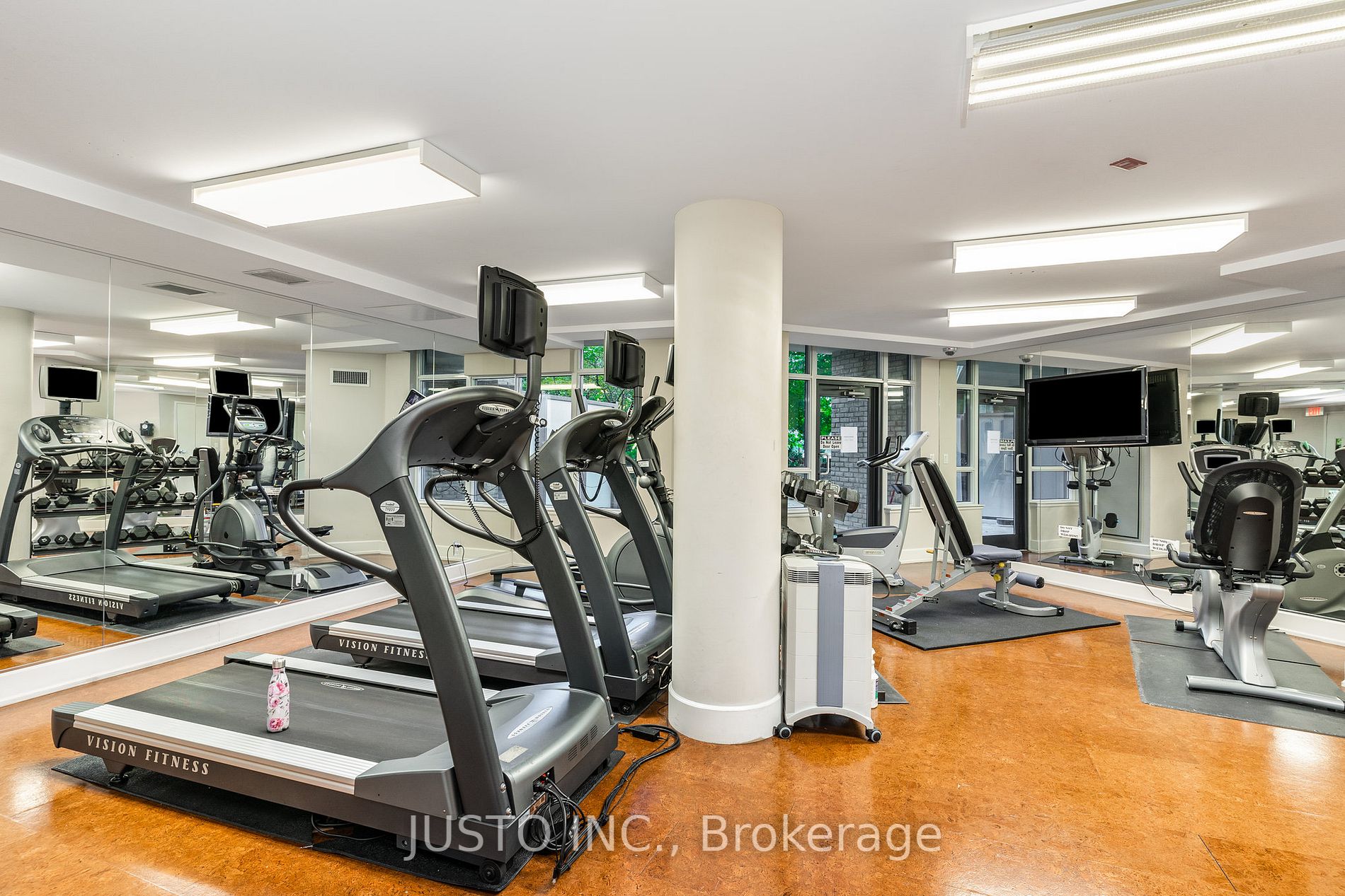 676 Sheppard Ave E, #608