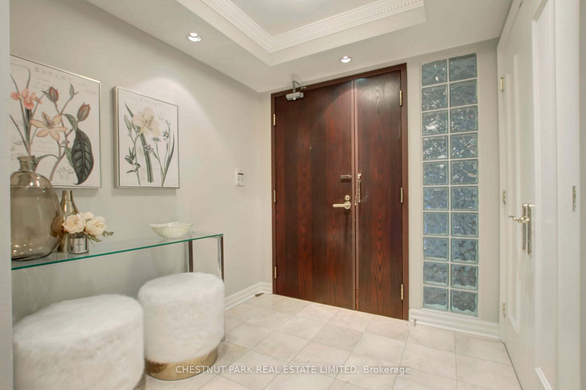 2727 Yonge St, #403