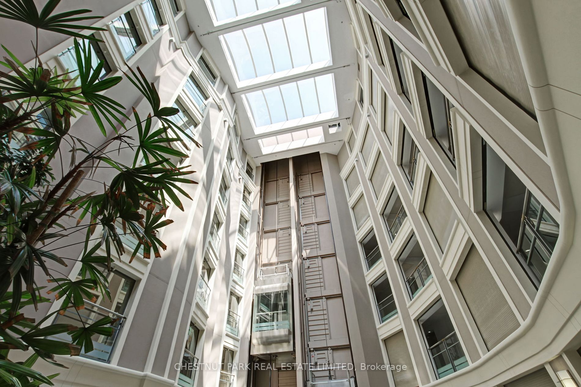 2727 Yonge St, #403