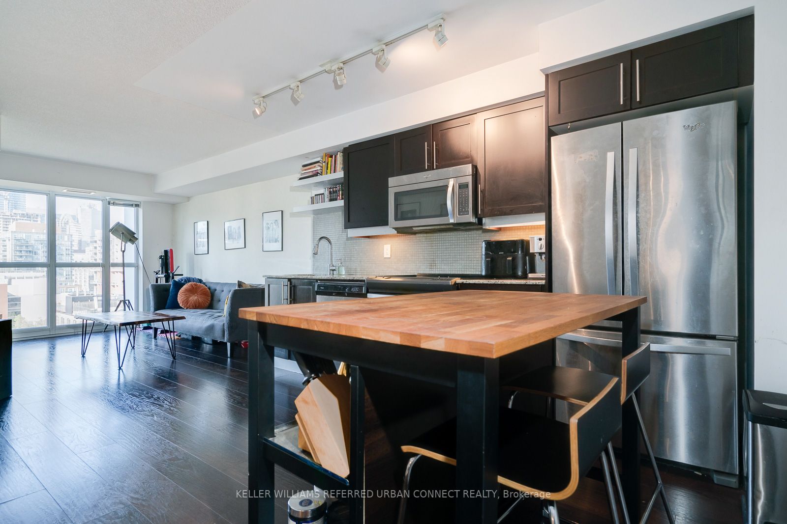 400 Adelaide St E, #1511