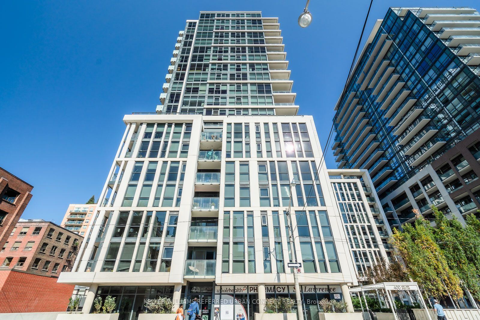400 Adelaide St E, #1511