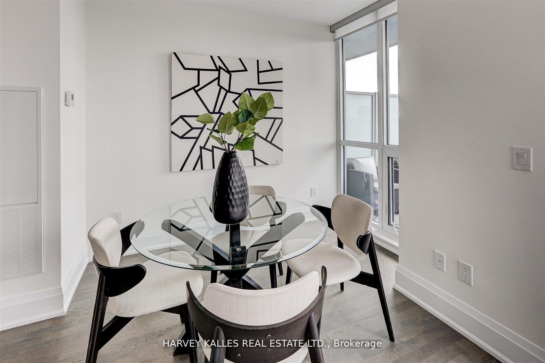 88 Cumberland St, #1804