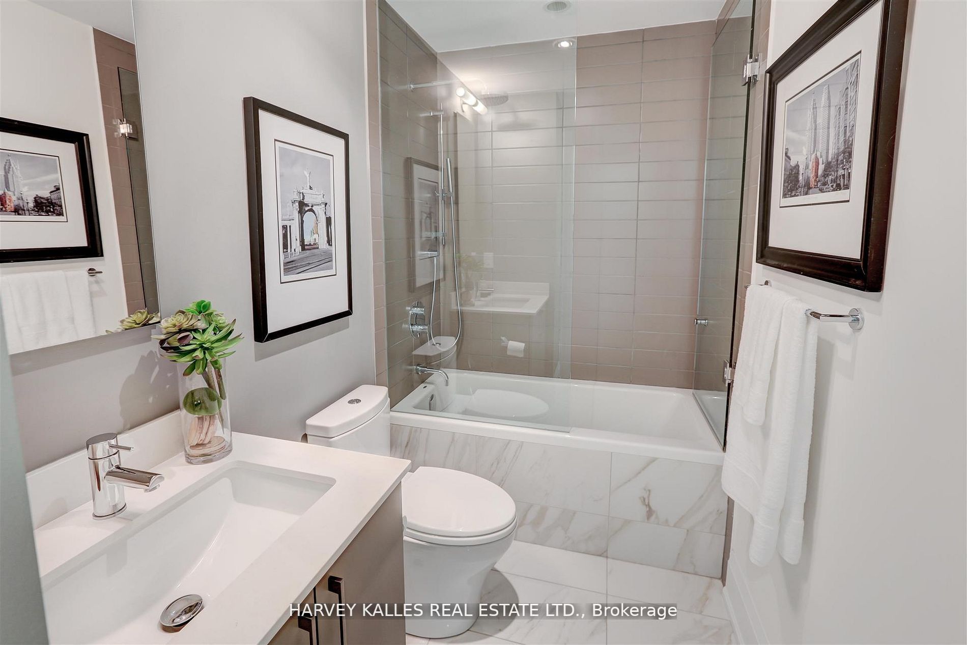88 Cumberland St, #1804