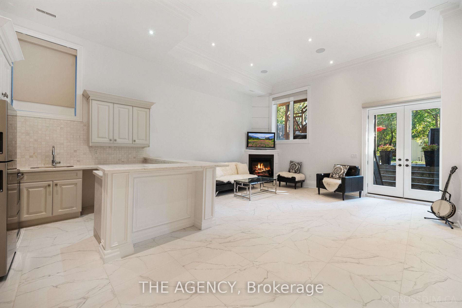 349 Fairlawn Ave