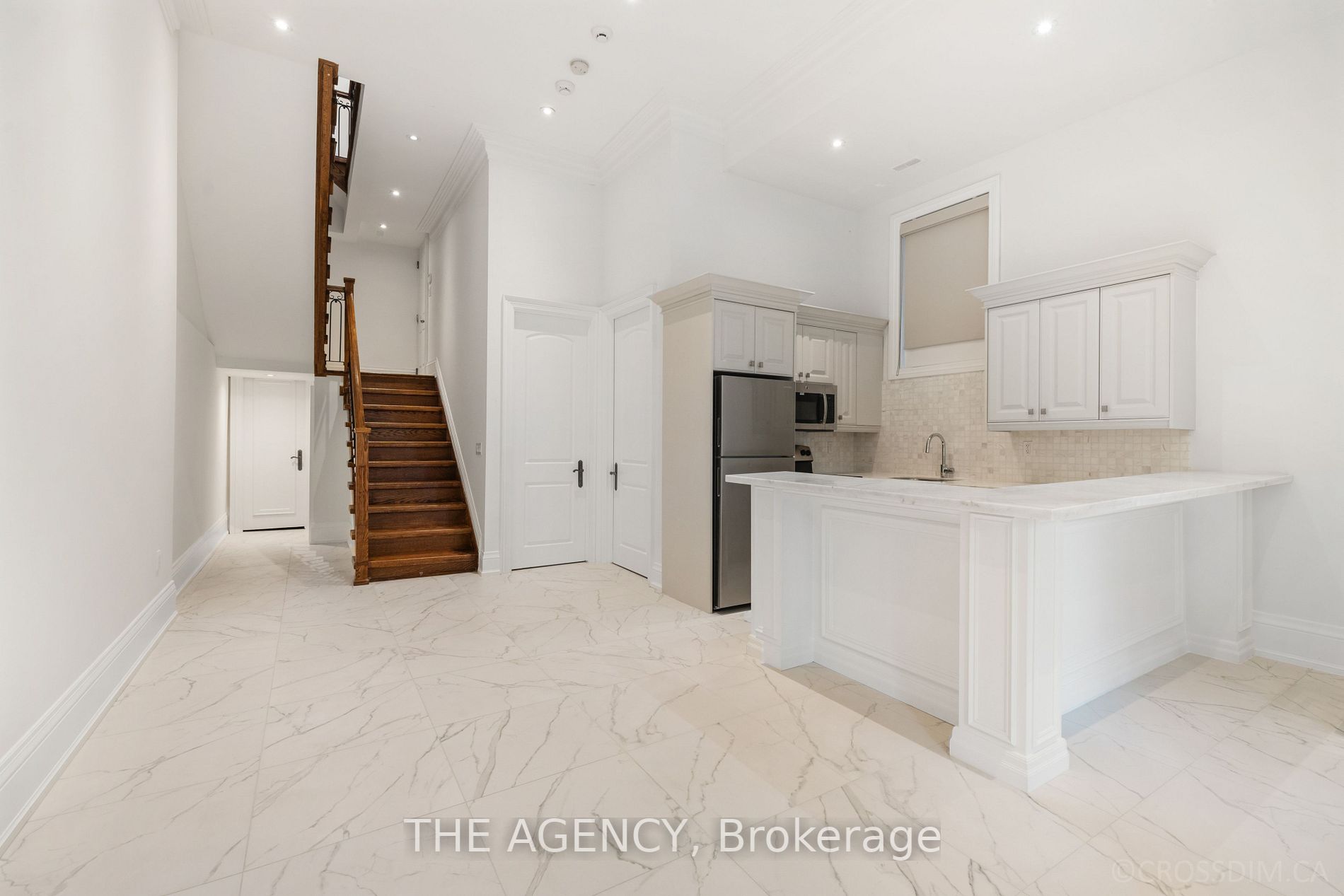 349 Fairlawn Ave