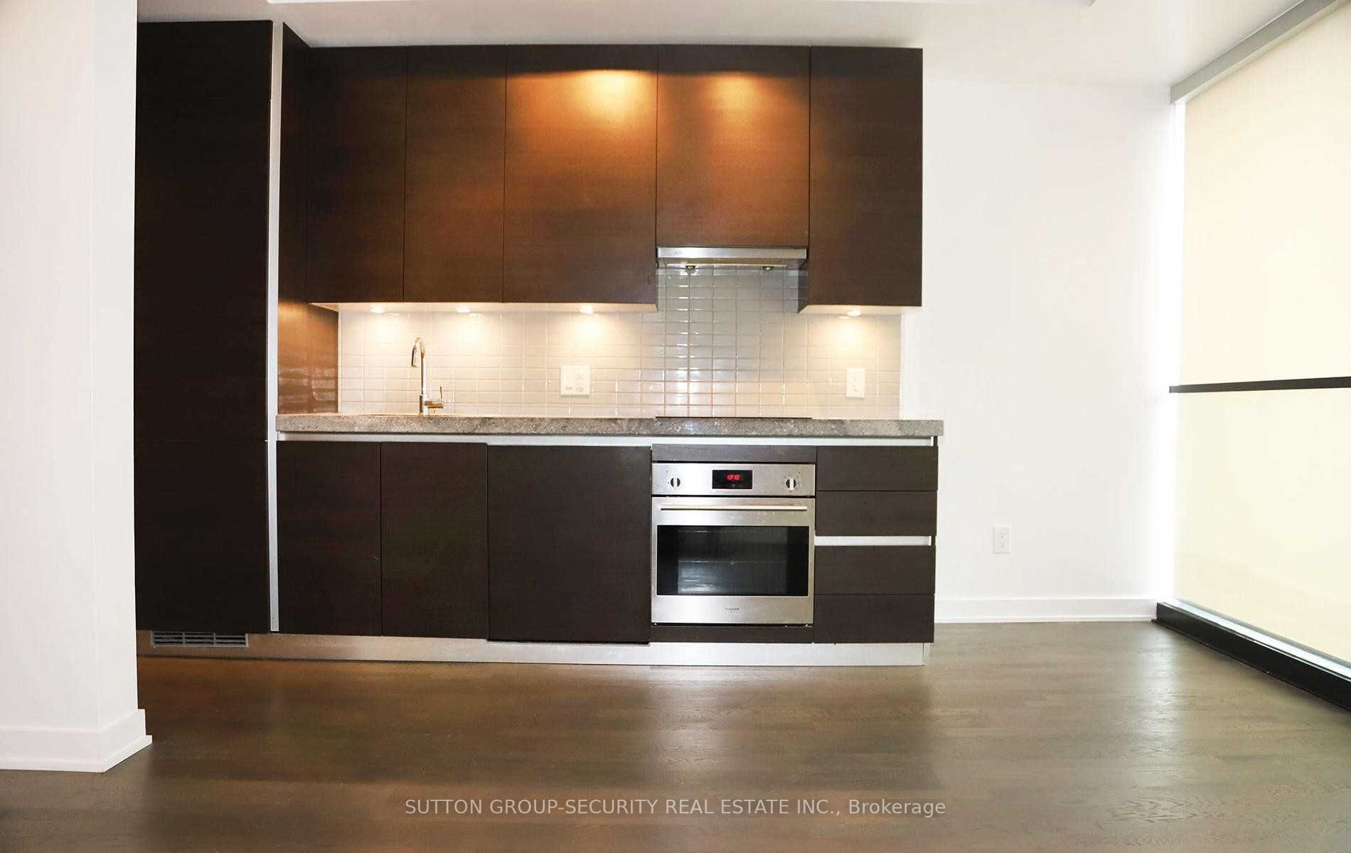 629 King St, #428