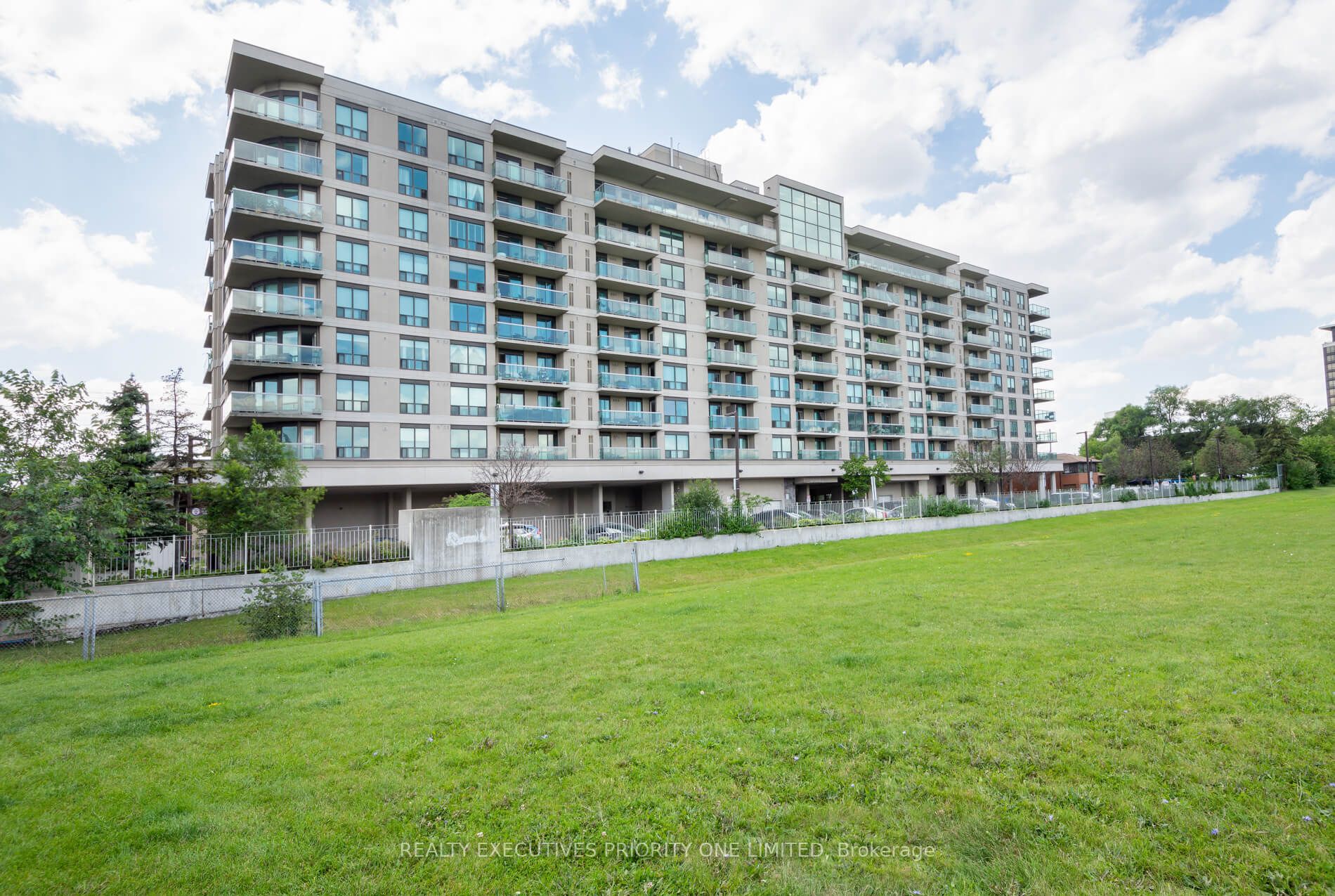 1030 Sheppard Ave W, #608