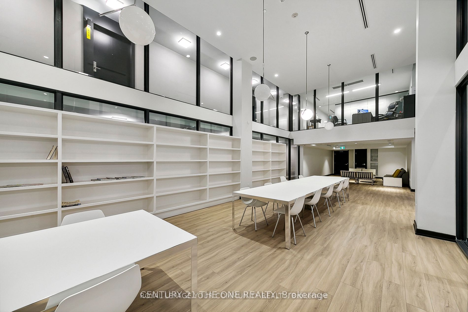 158 front Street E #816