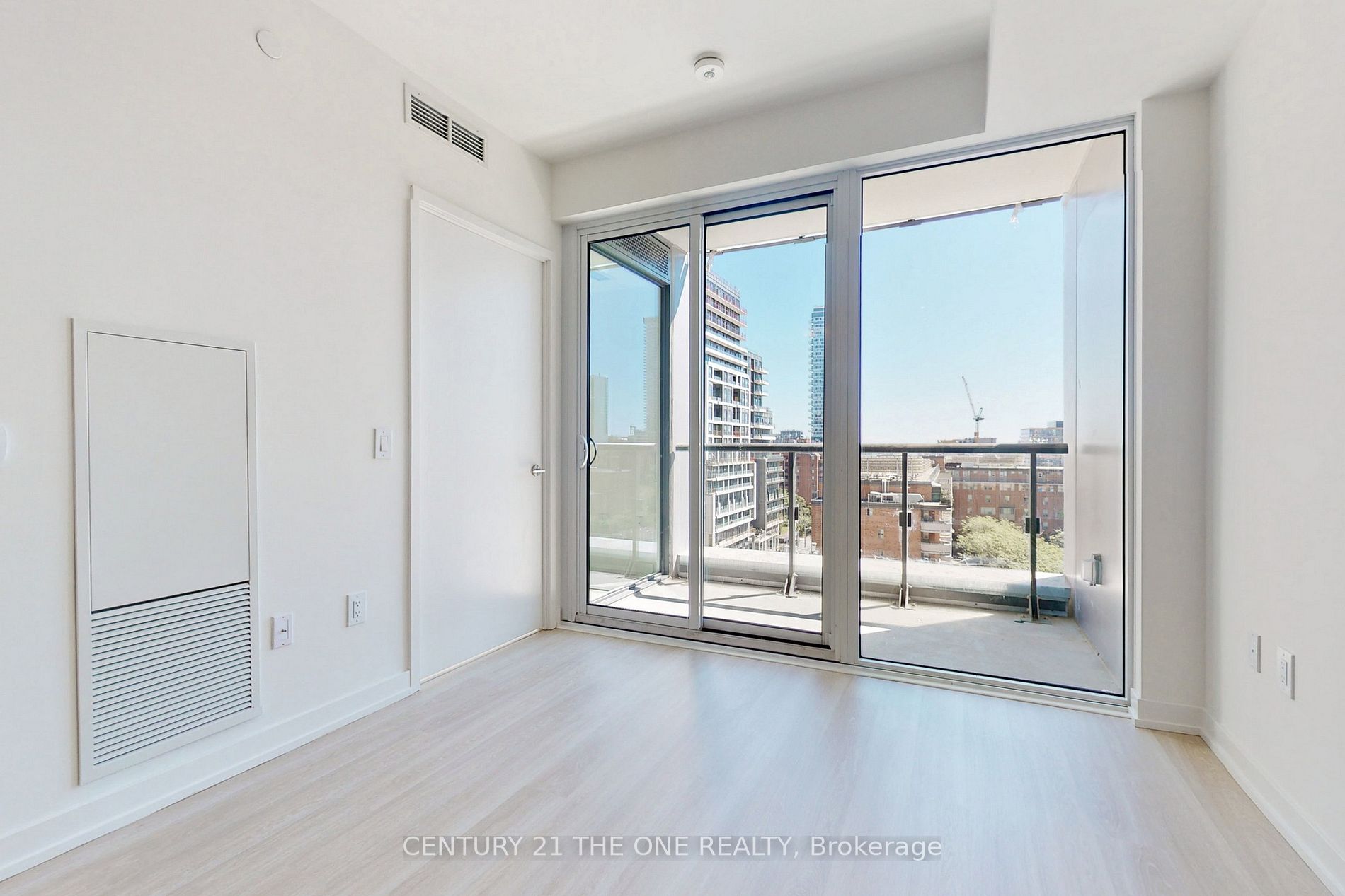 158 front Street E #816