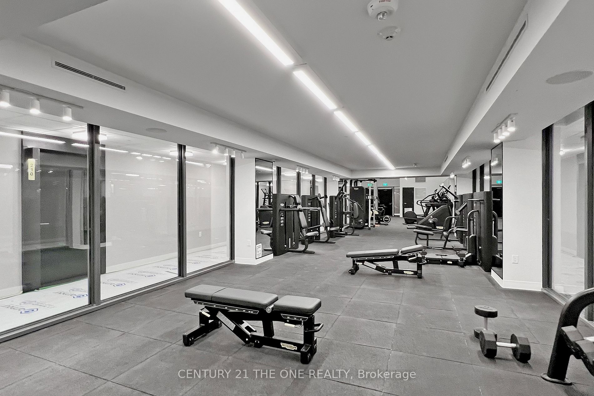 158 front Street E #816