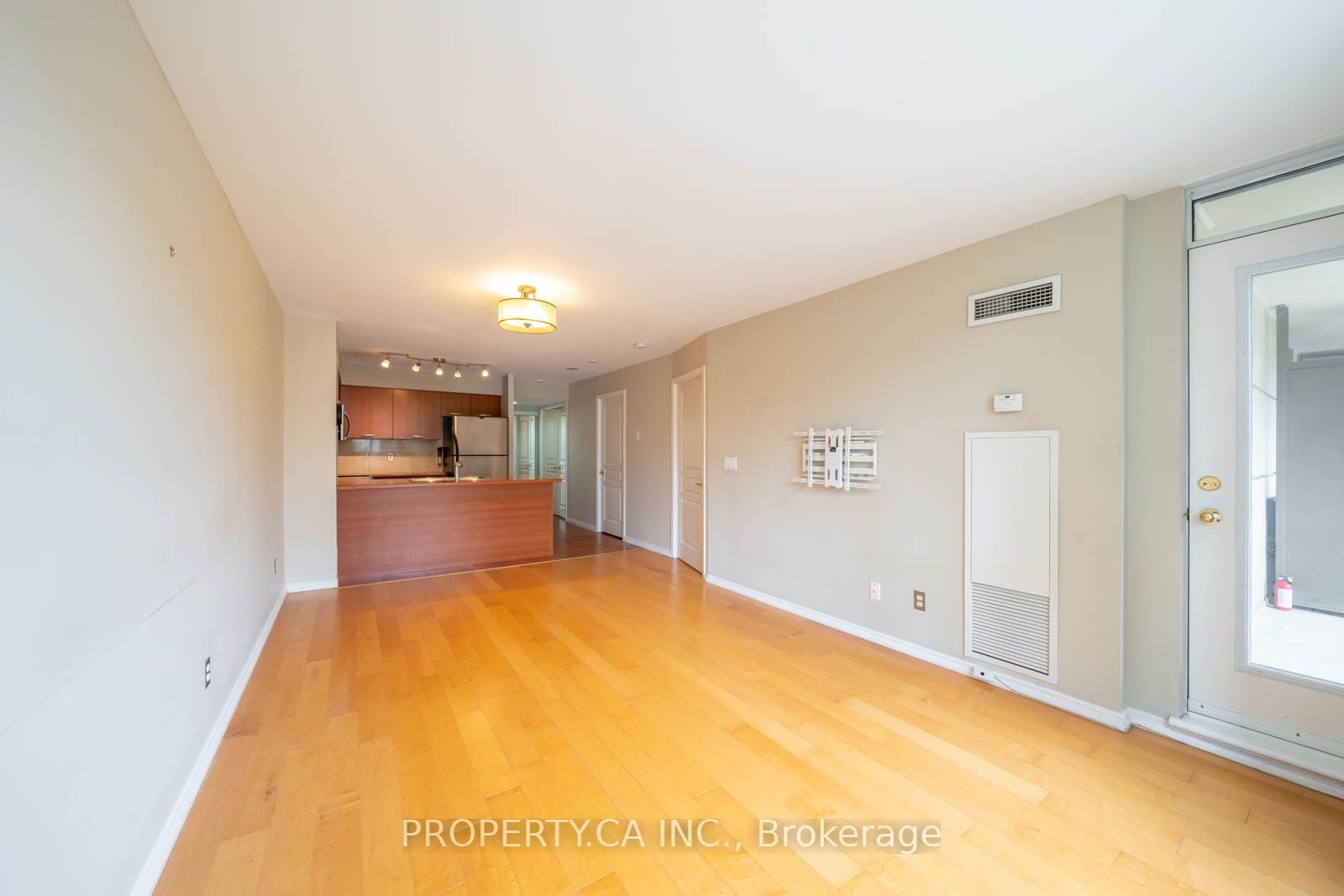 55 Harrison Garden Boulevard, #201