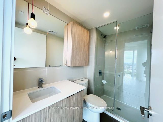 10 Deerlick Crt, #2207
