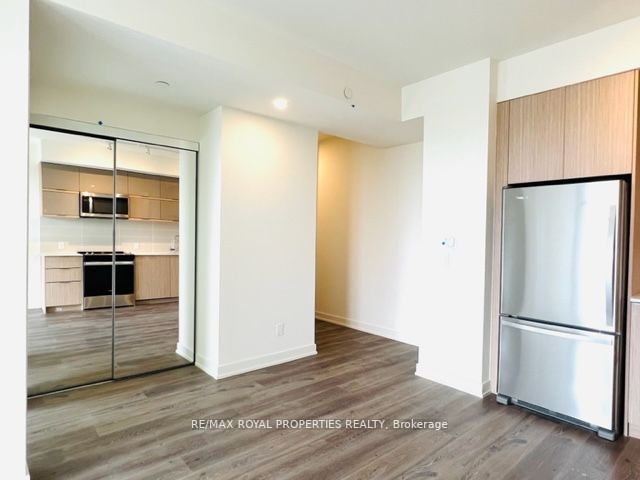 10 Deerlick Crt, #2207