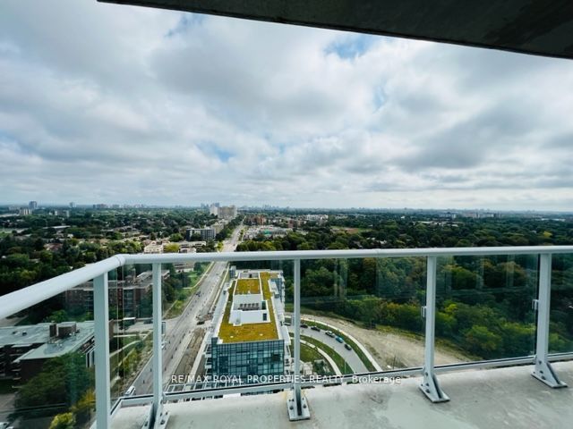 10 Deerlick Crt, #2207