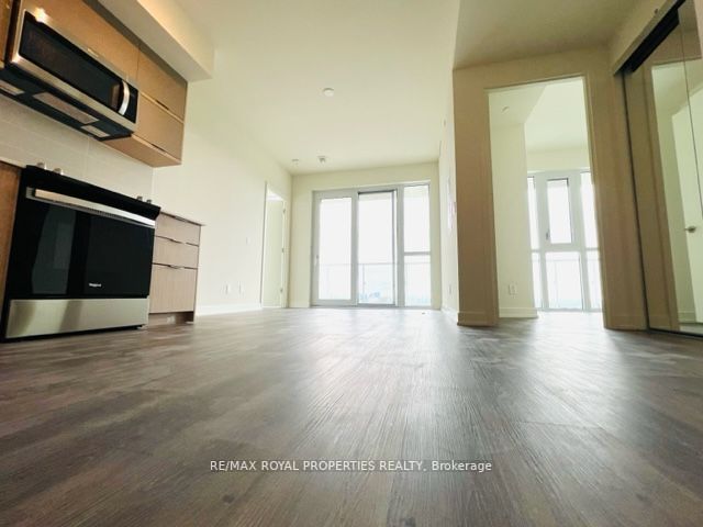 10 Deerlick Crt, #2207