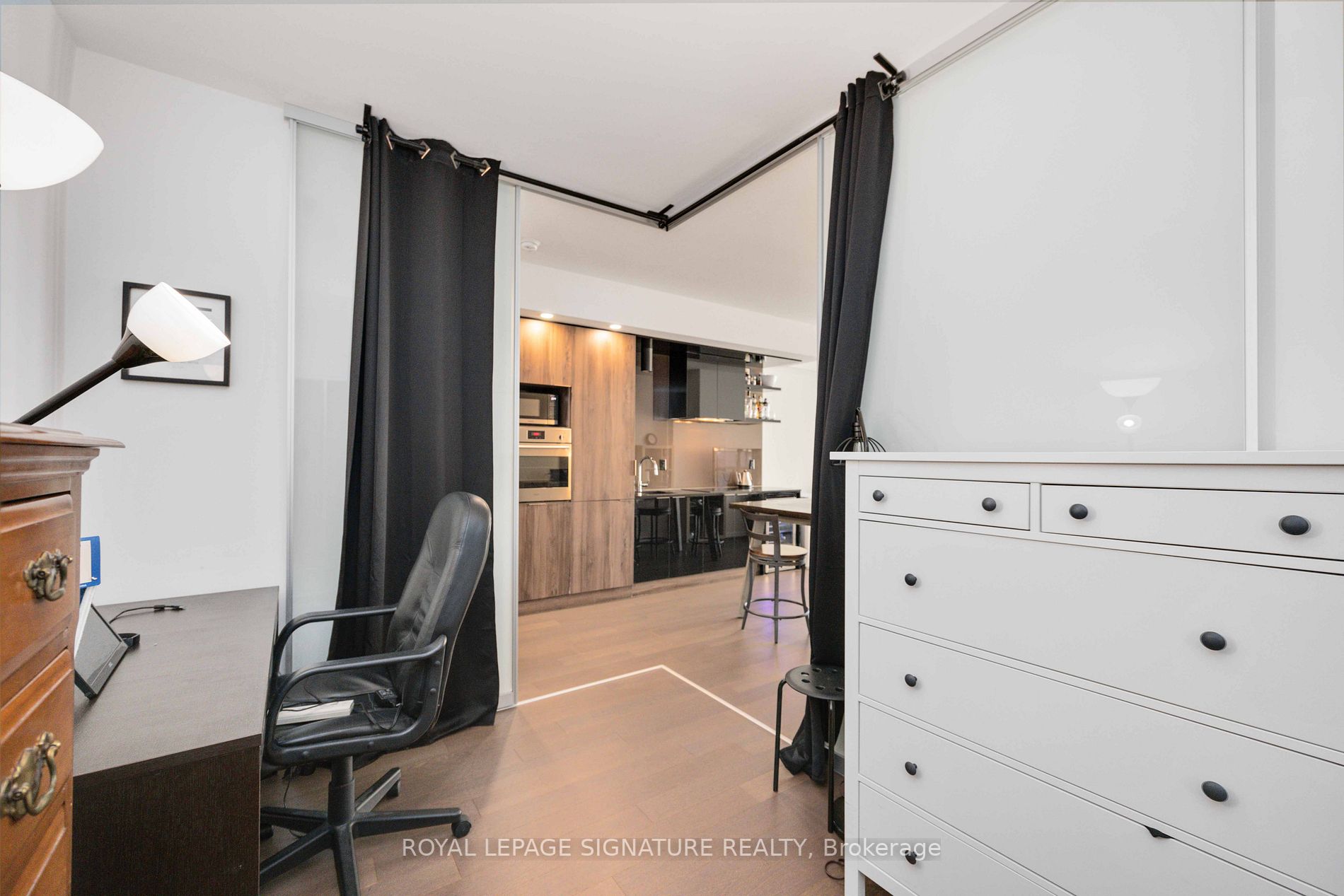 70 Temperance St, #1017