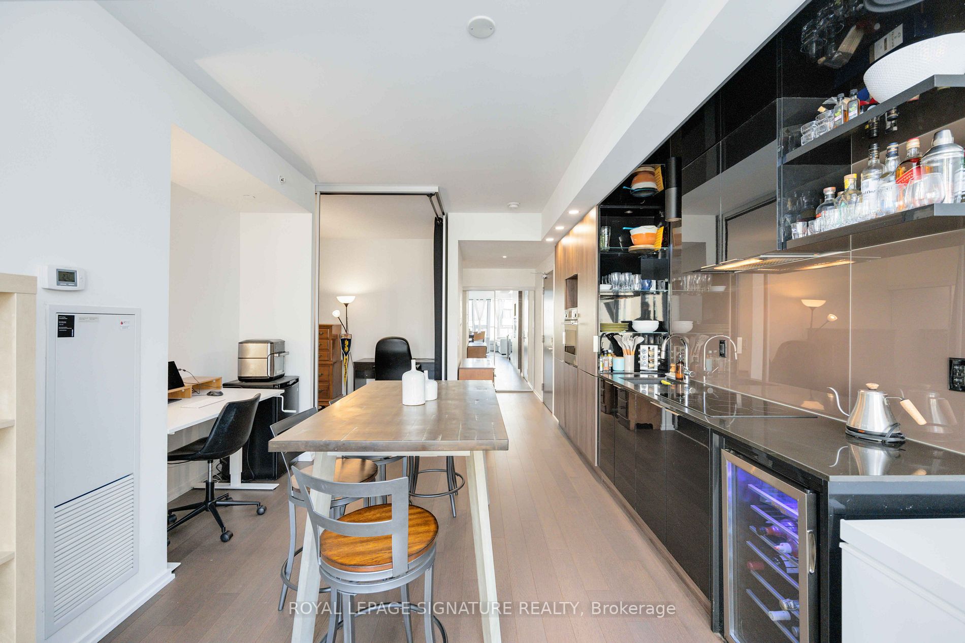 70 Temperance St, #1017