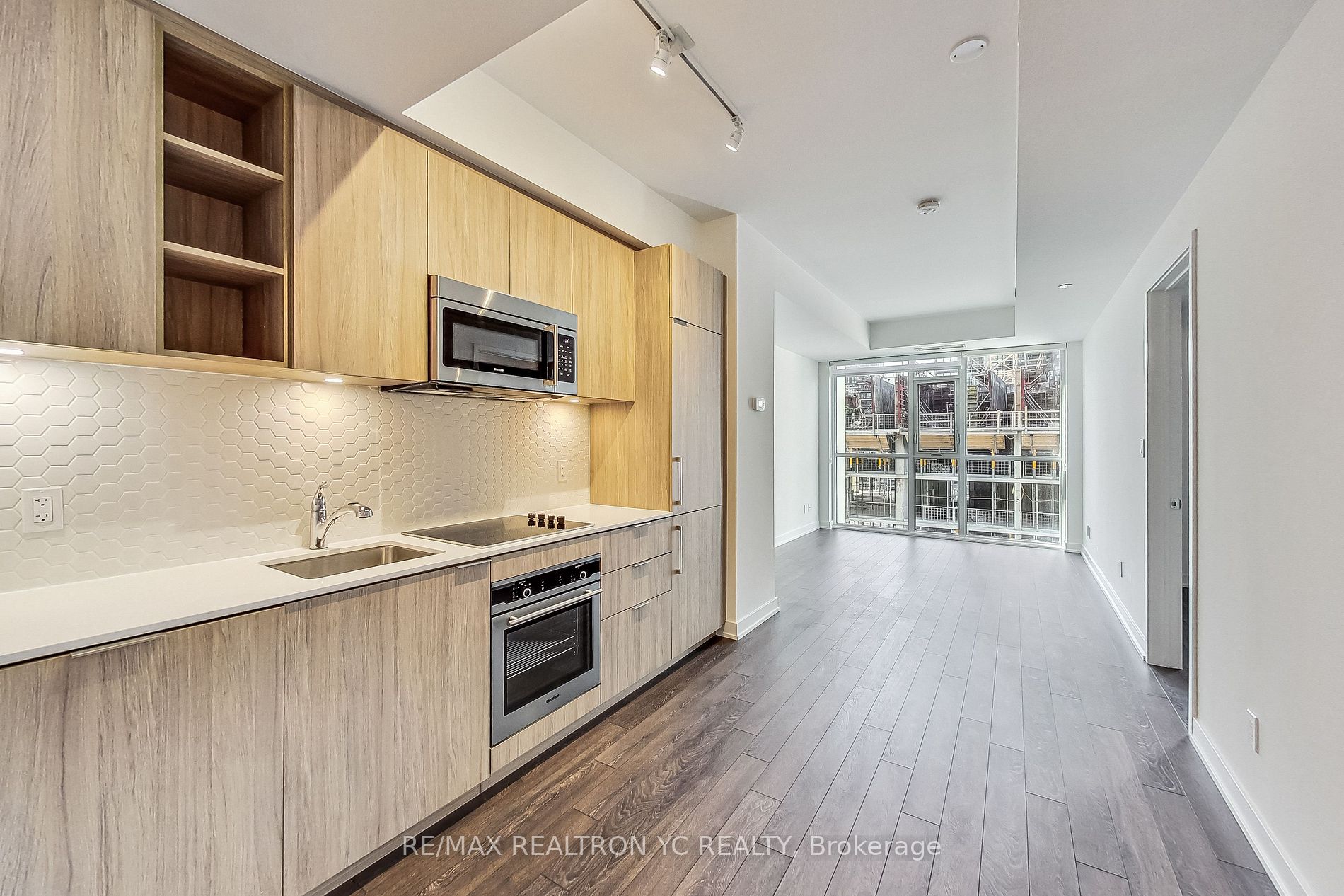 50 Ordnance St, #1304