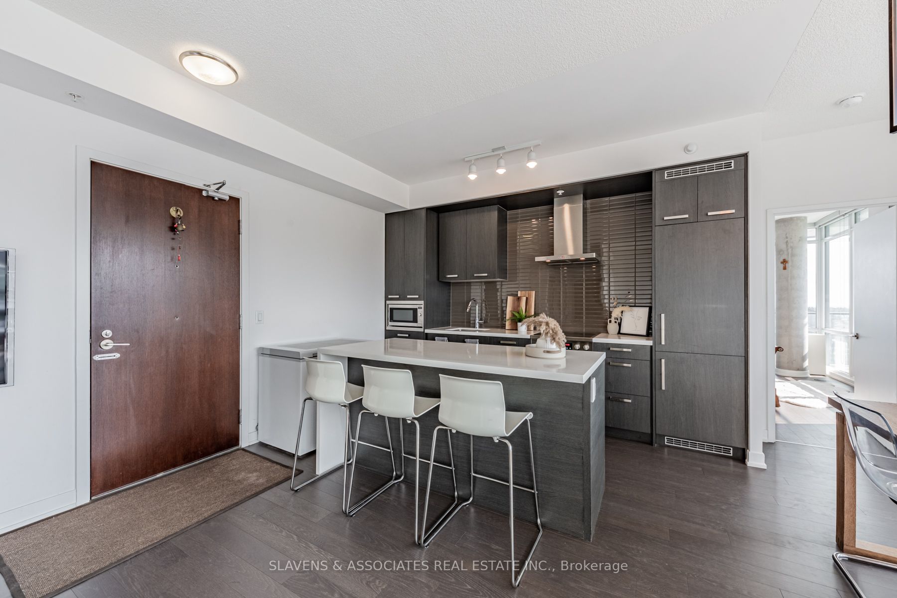 120 Bayview Ave, #S1405