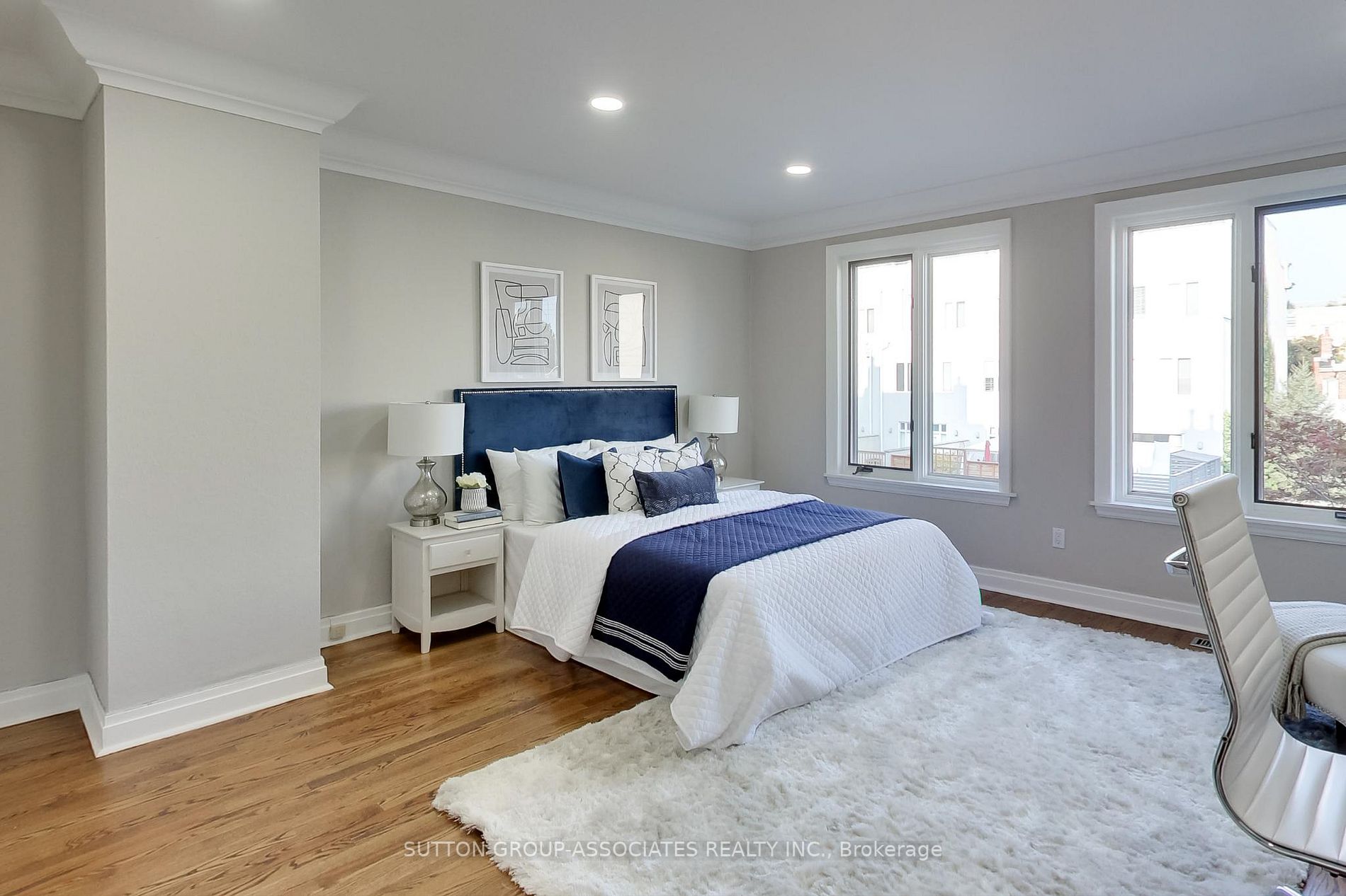 211 Walmer Rd