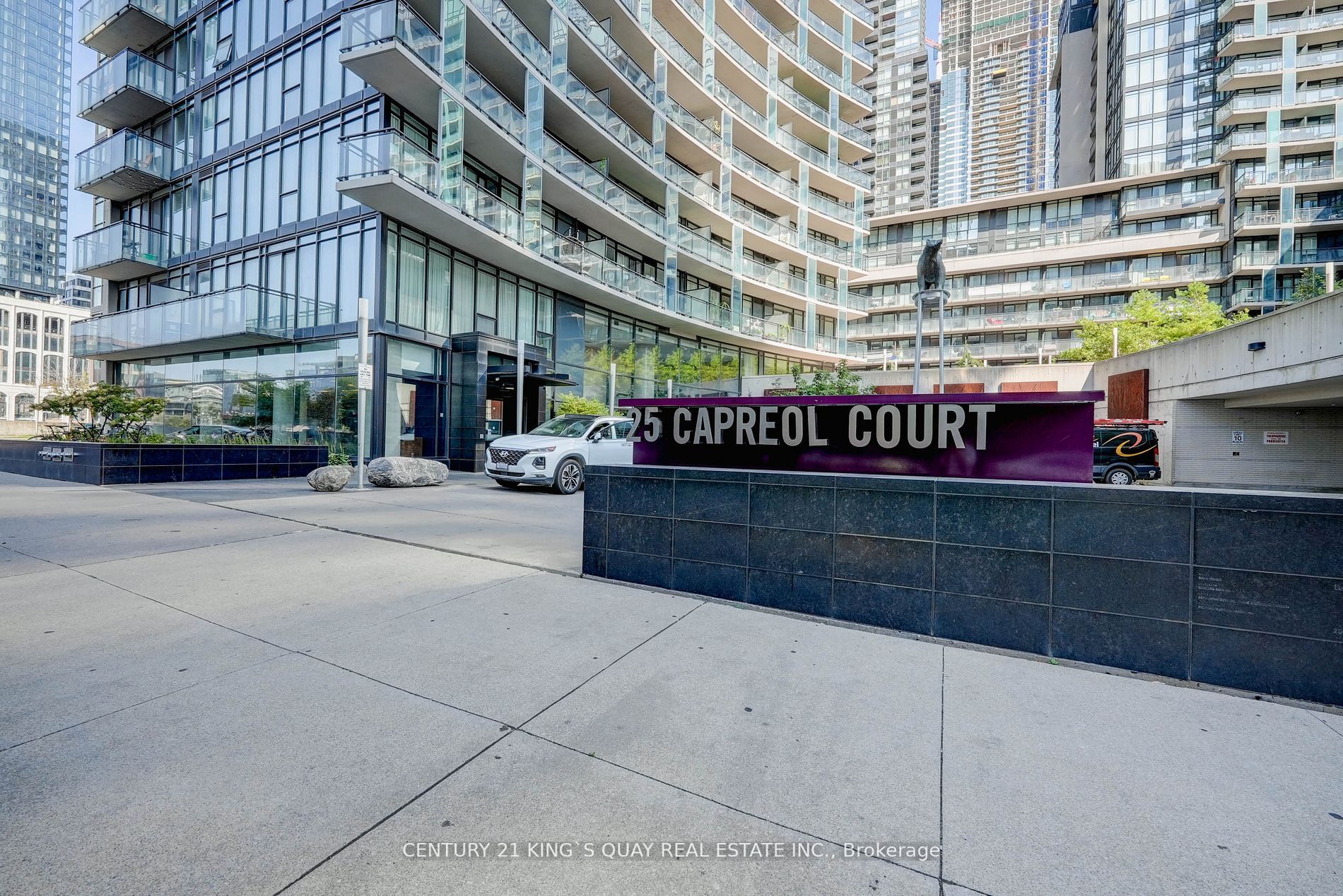 25 Capreol Crt, #3809