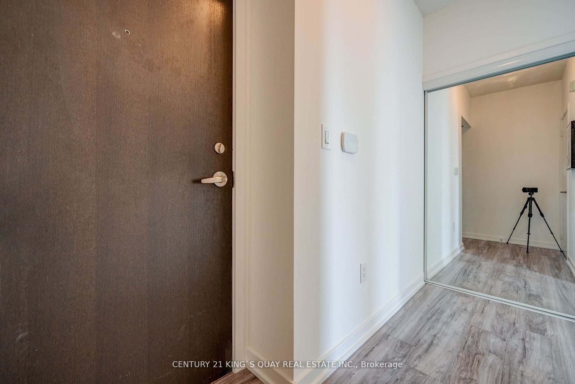 25 Capreol Crt, #3809
