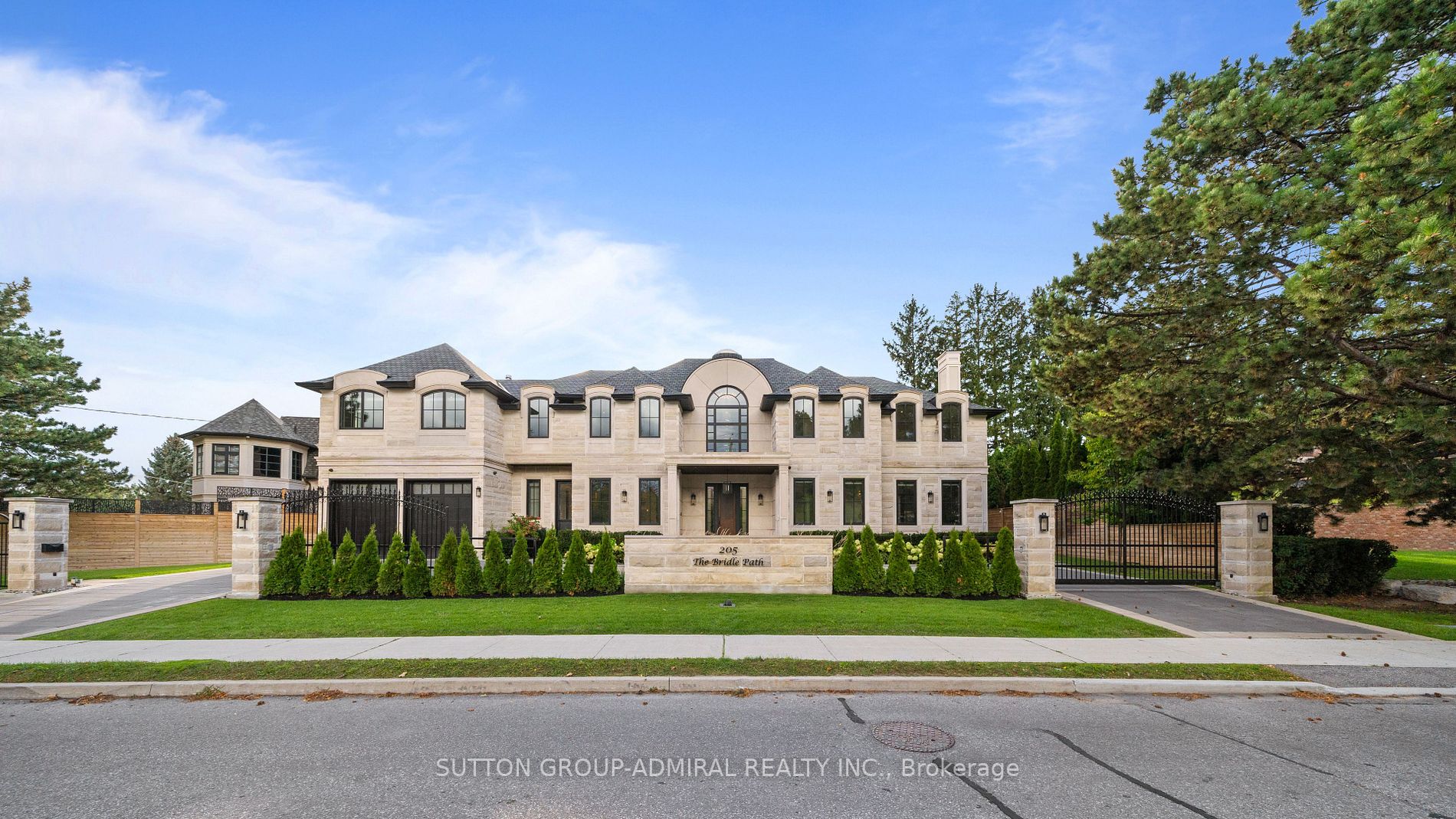205 The Bridle Path