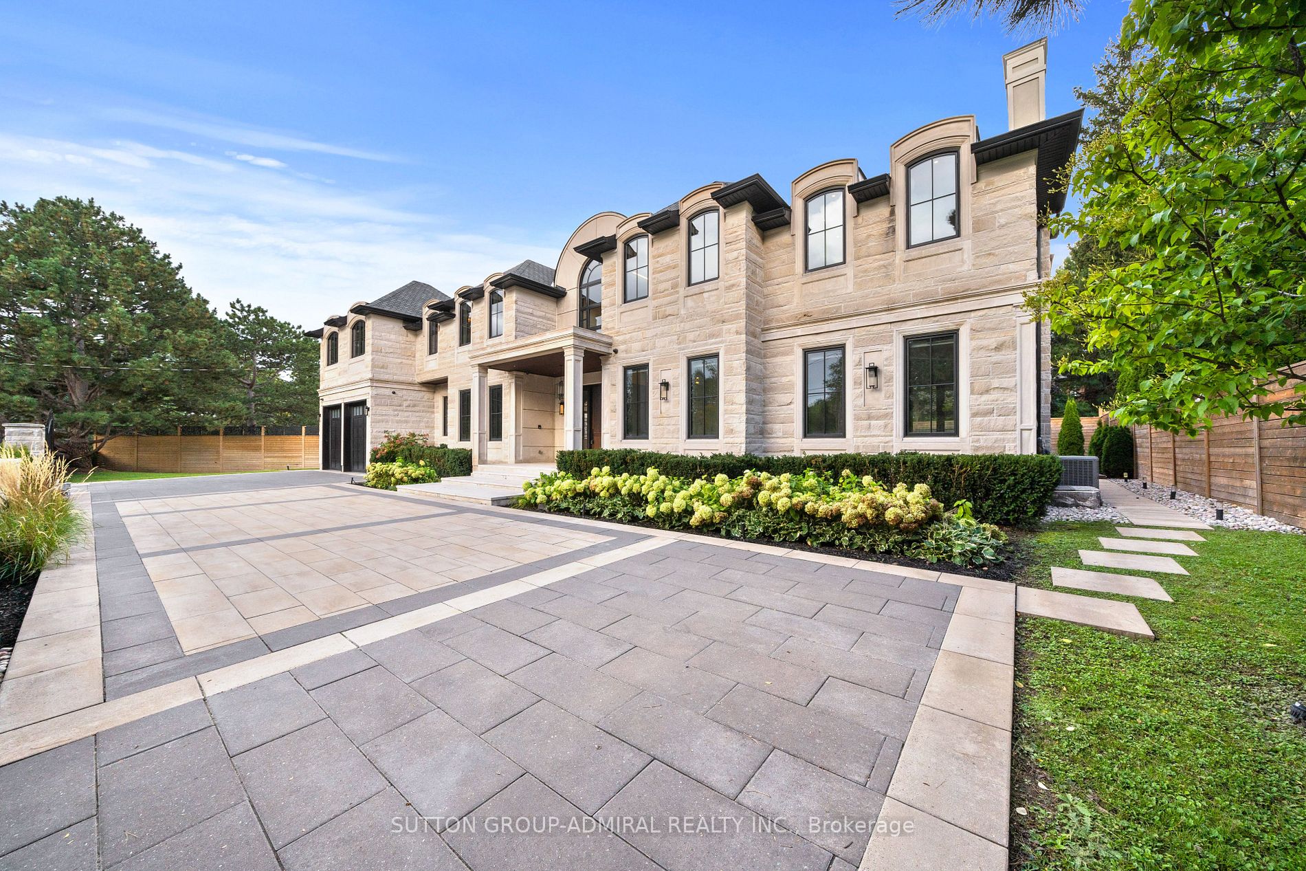 205 The Bridle Path