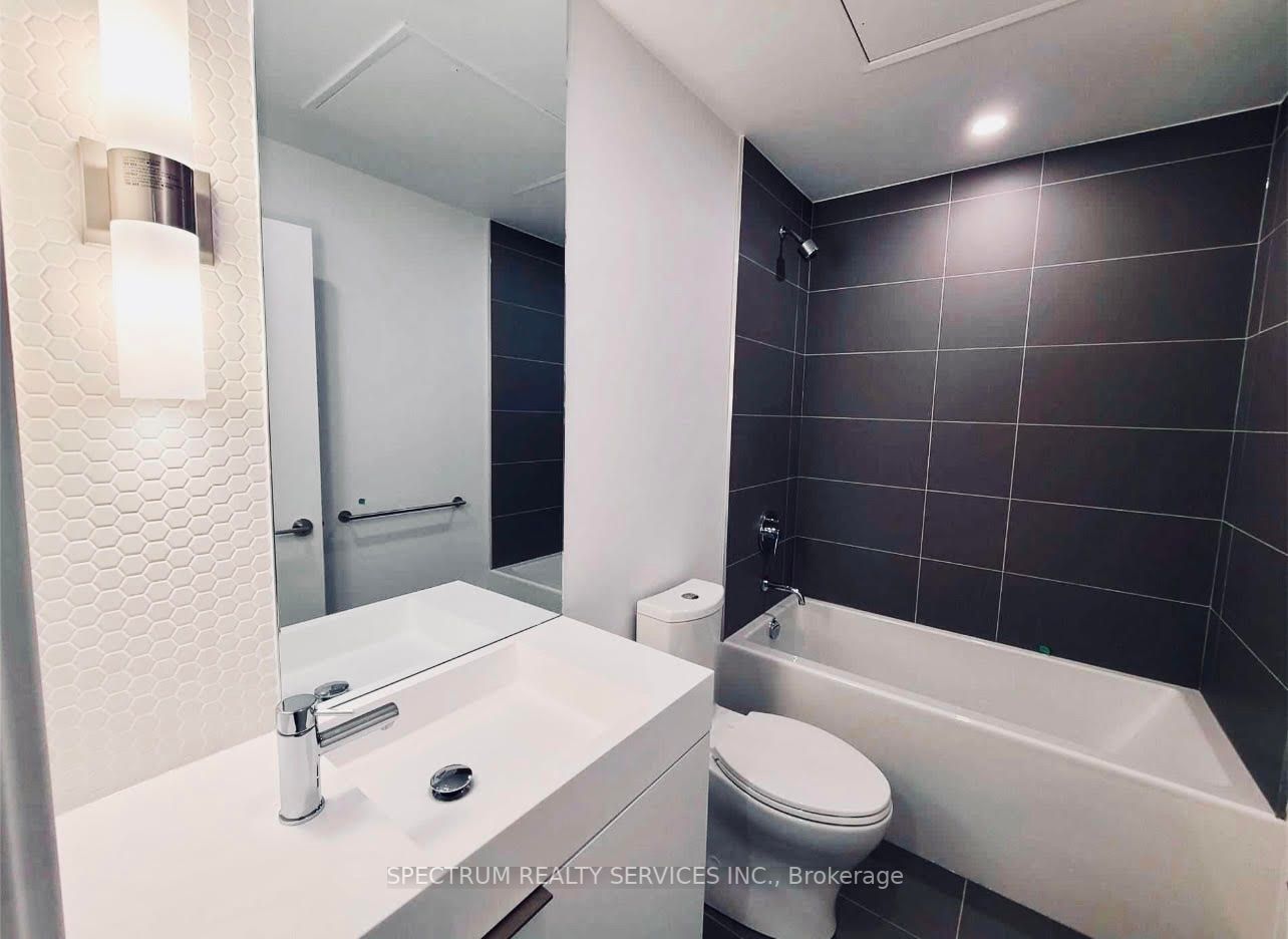 33 Helendale Avenue, #2402