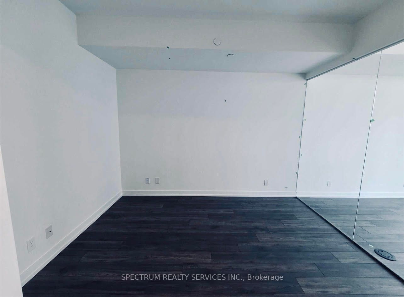 33 Helendale Avenue, #2402