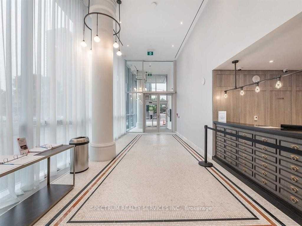 33 Helendale Avenue, #2402