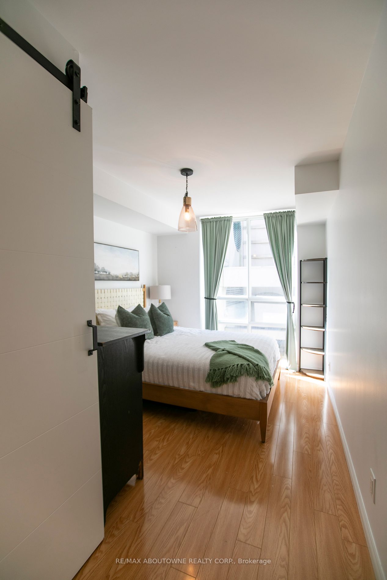 18 Stafford St, #310