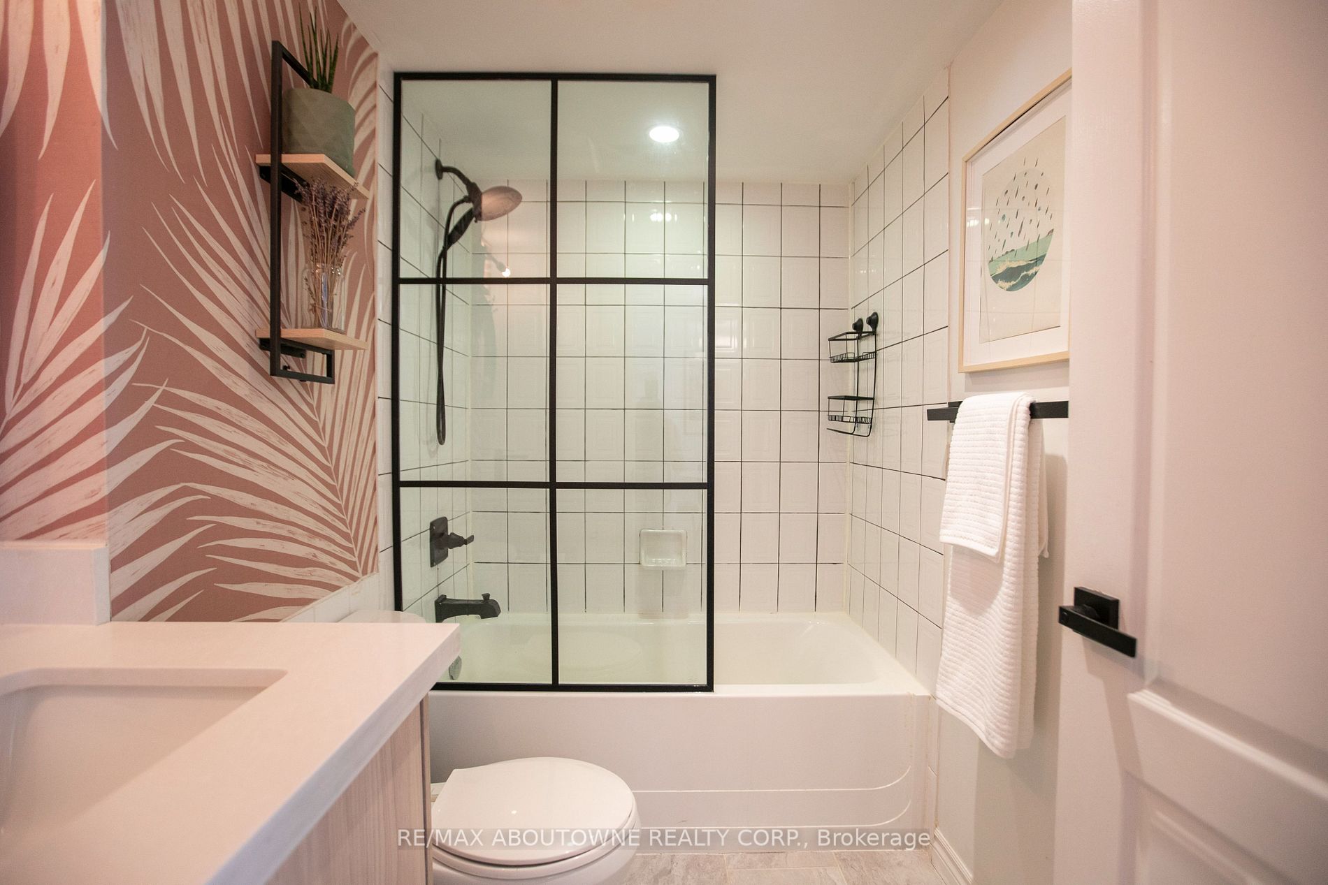 18 Stafford St, #310