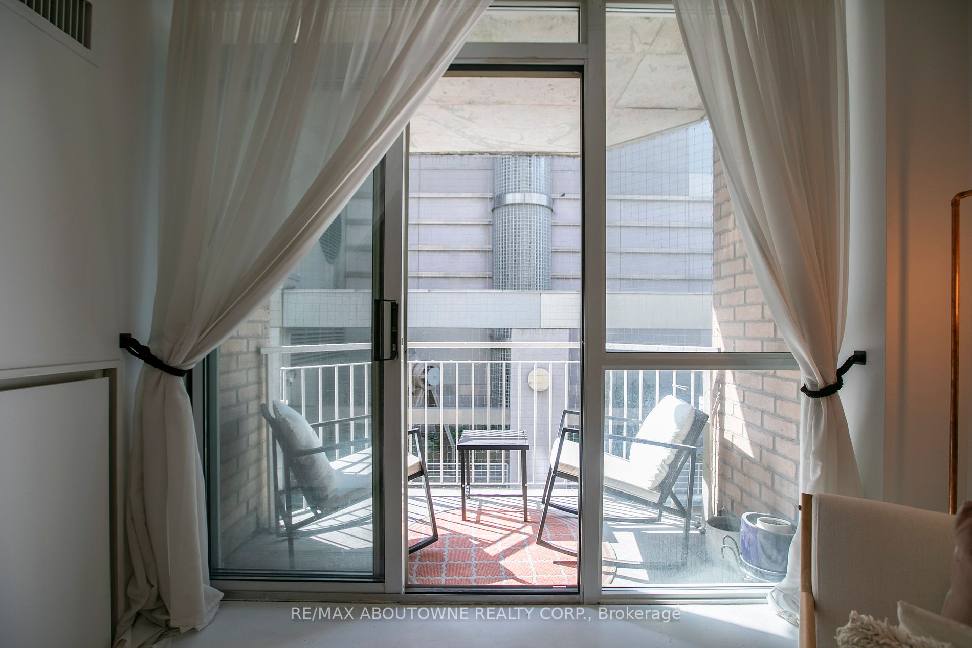 18 Stafford St, #310