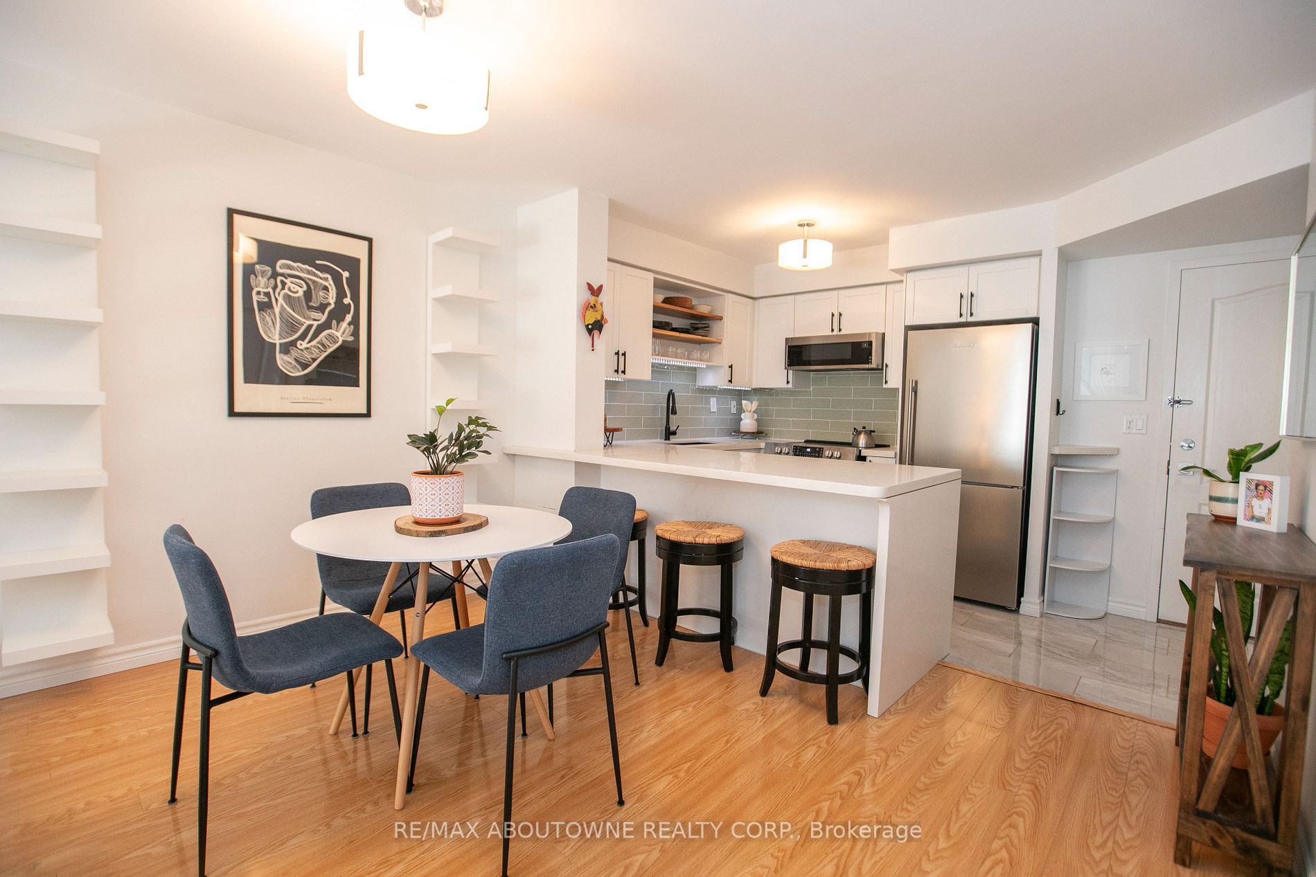 18 Stafford St, #310