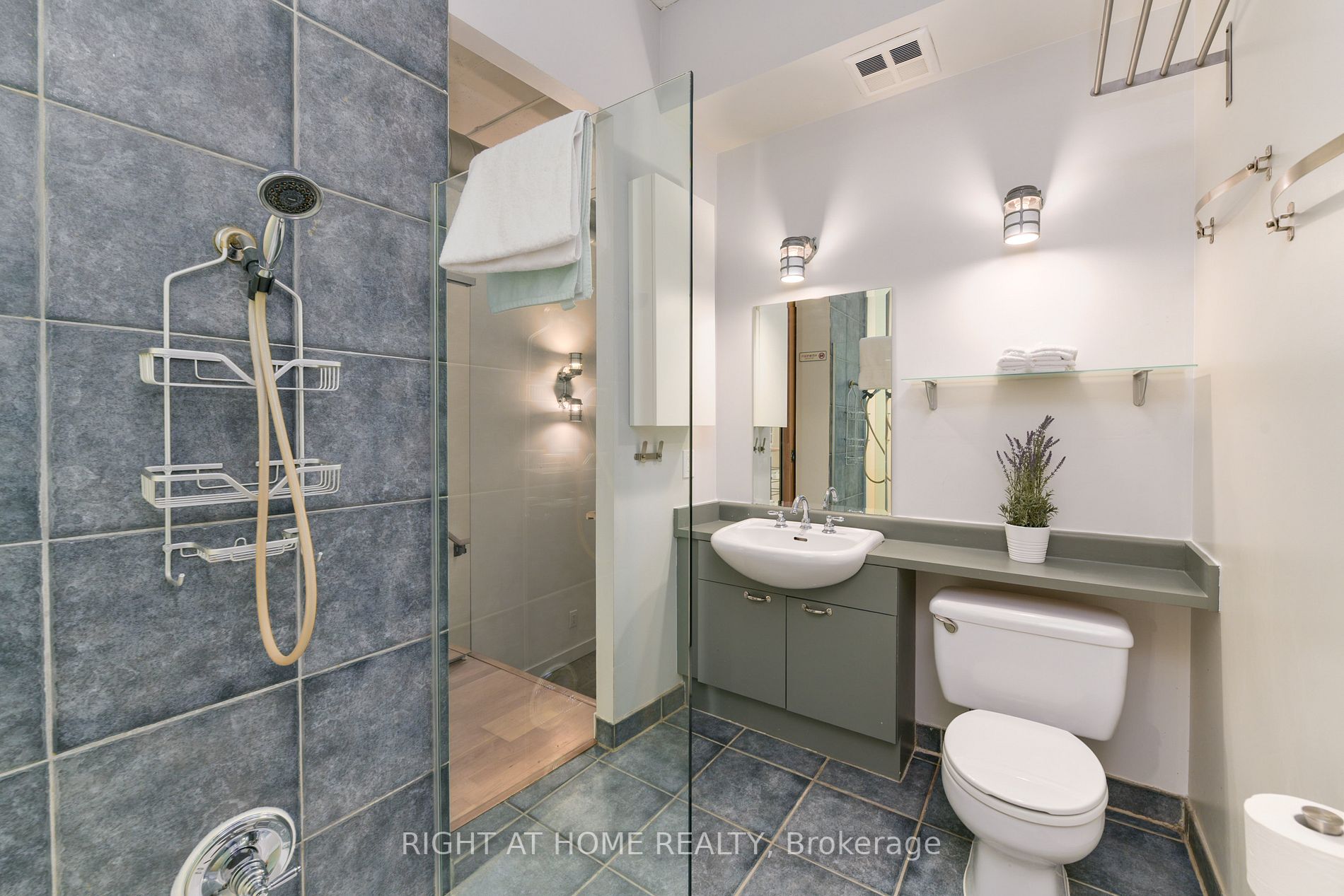155 Dalhousie St, #427