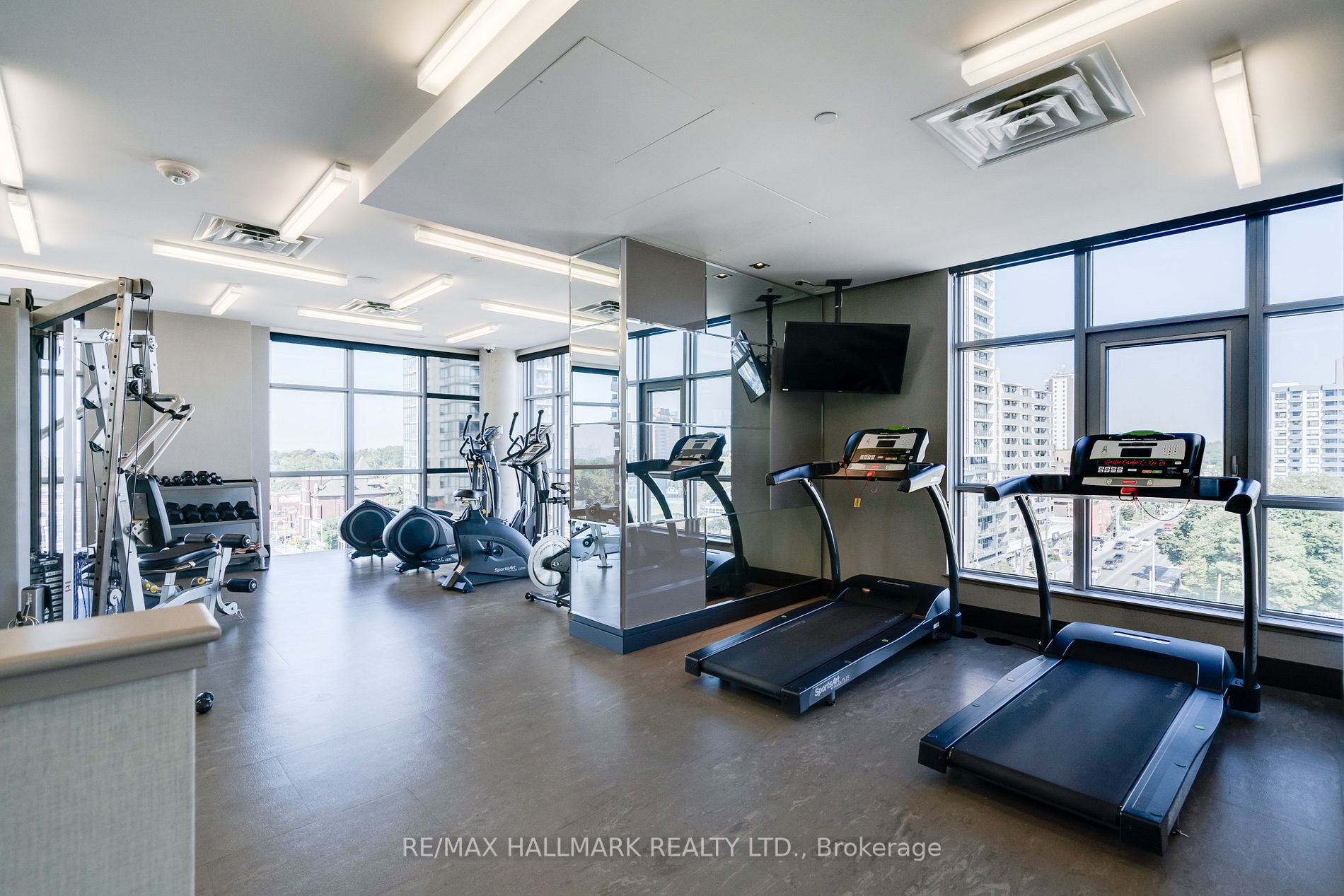 501 St Clair Ave W, #512