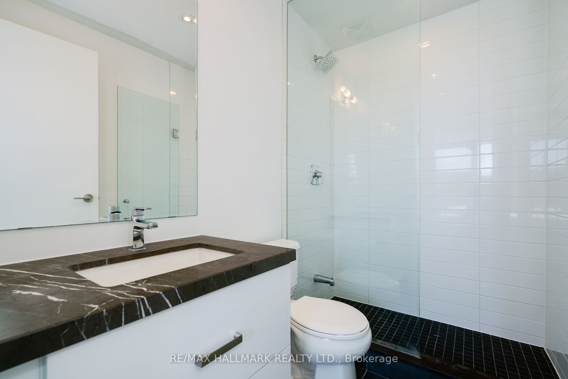 501 St Clair Ave W, #512