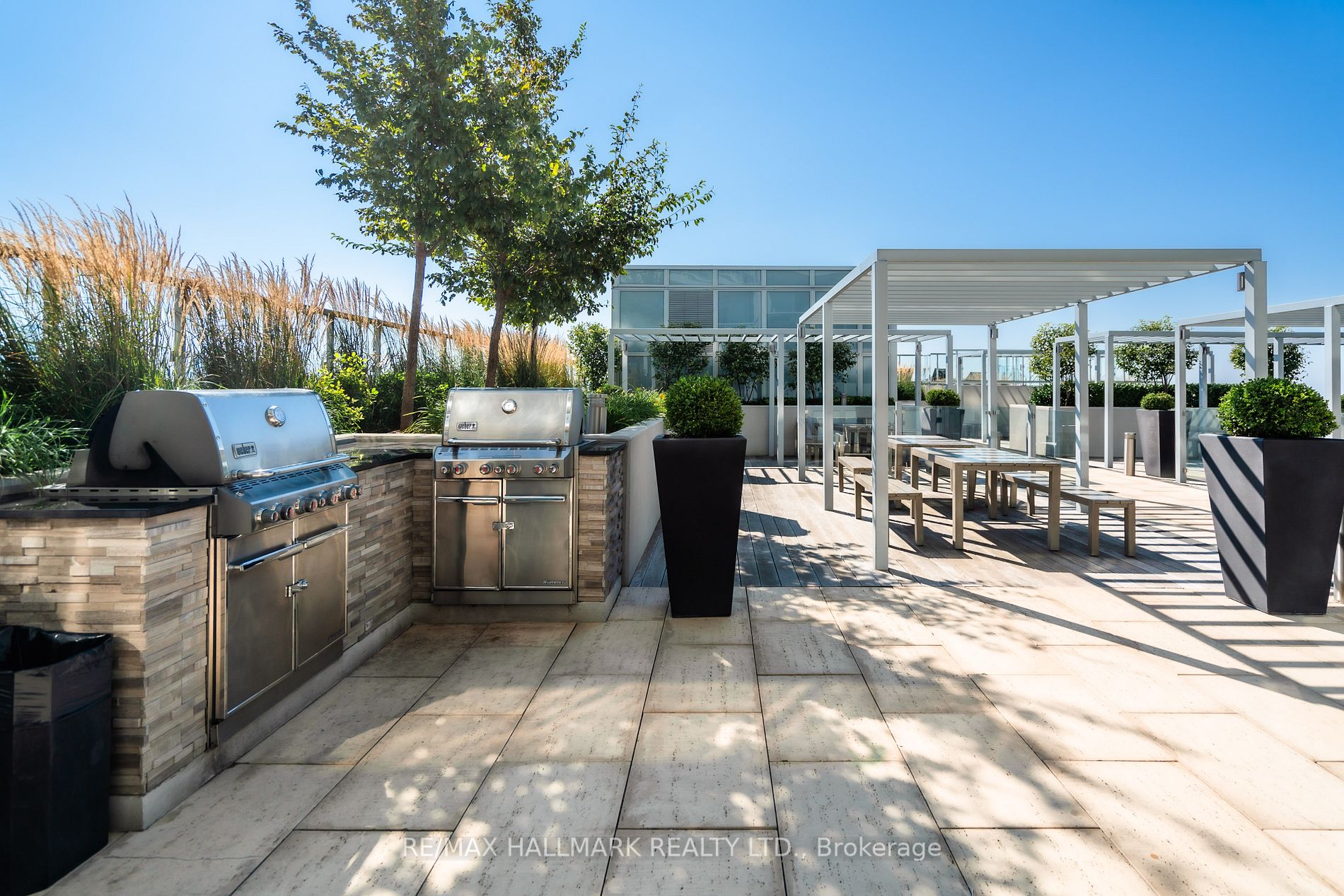 501 St Clair Ave W, #512