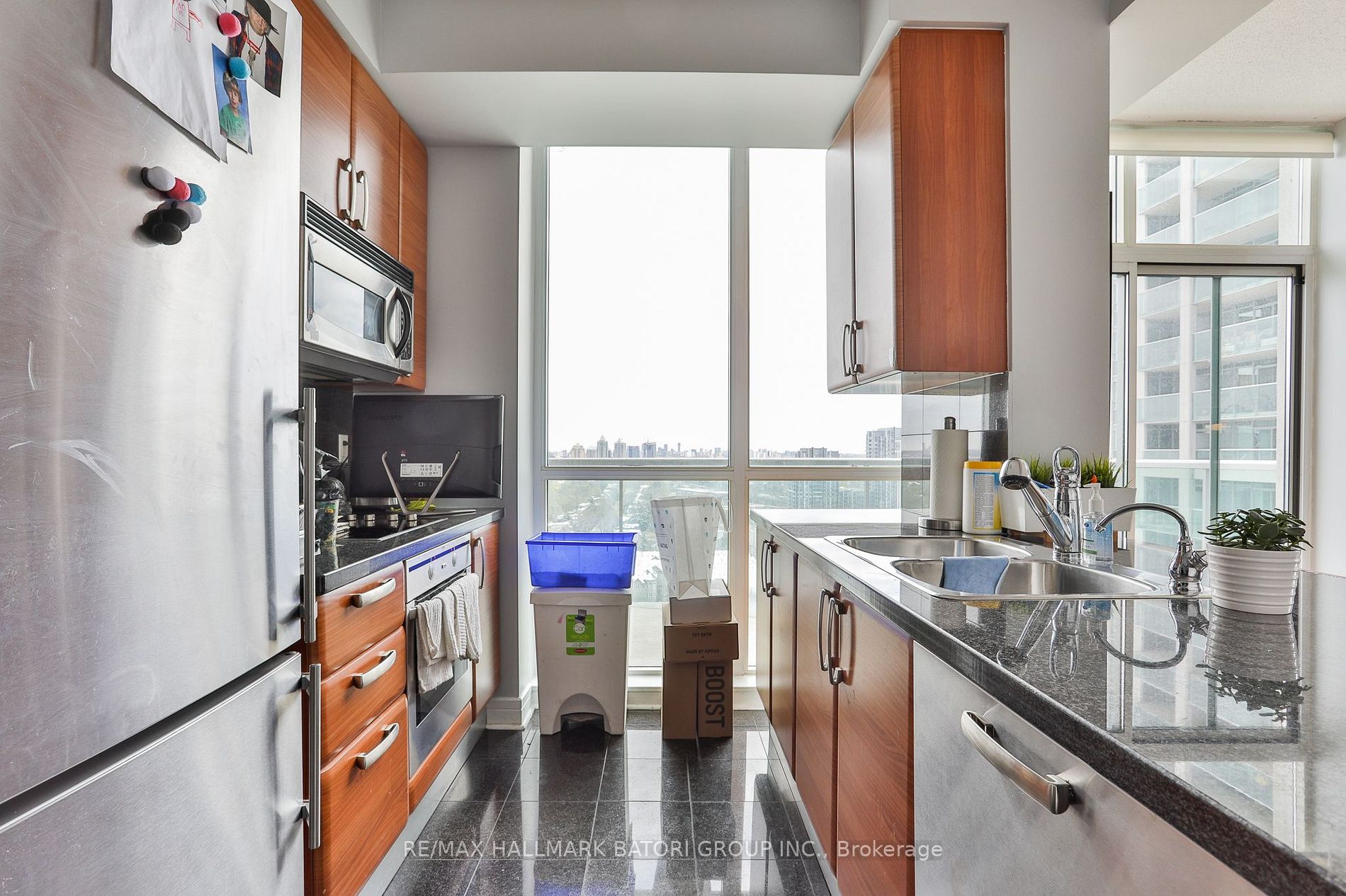 1 Avondale Avenue, #1008
