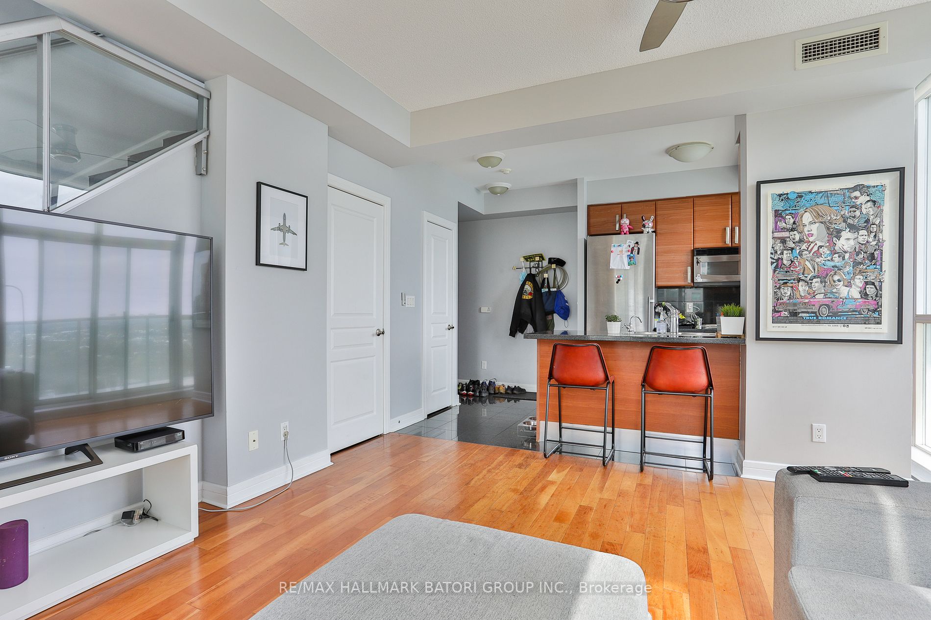 1 Avondale Avenue, #1008