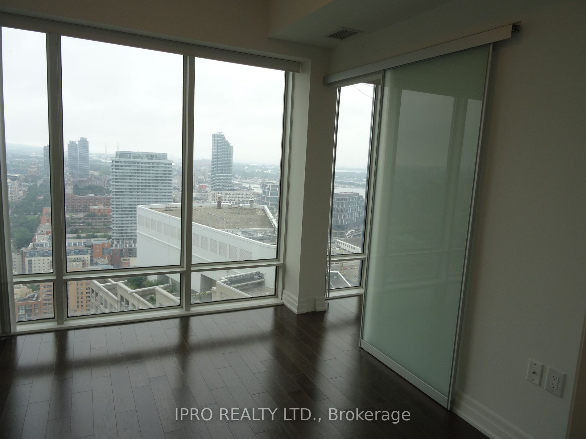 8 The Esplanade, #3711