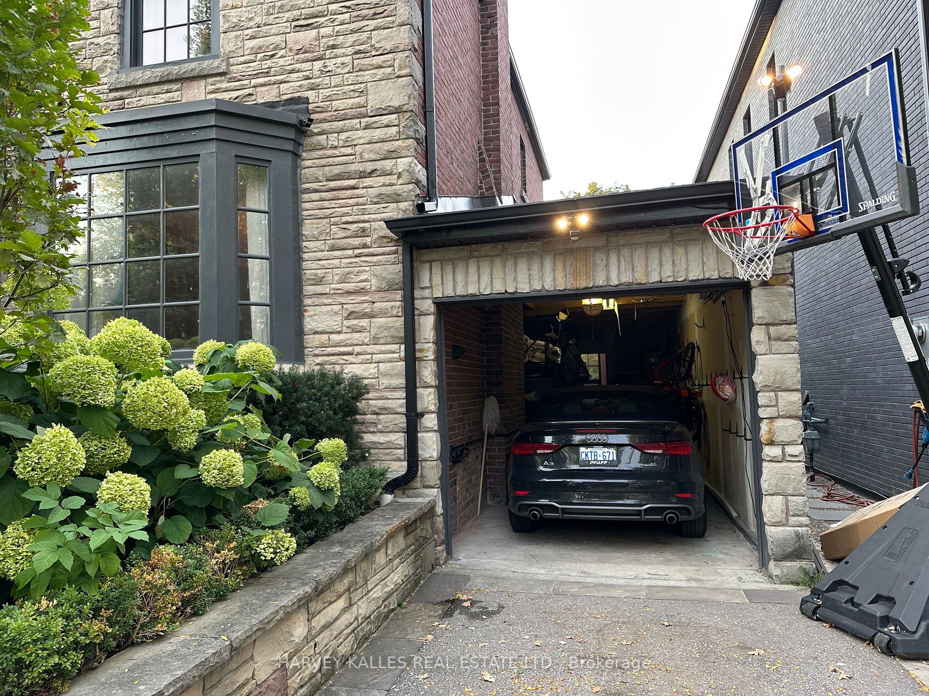 8 Ardmore Rd