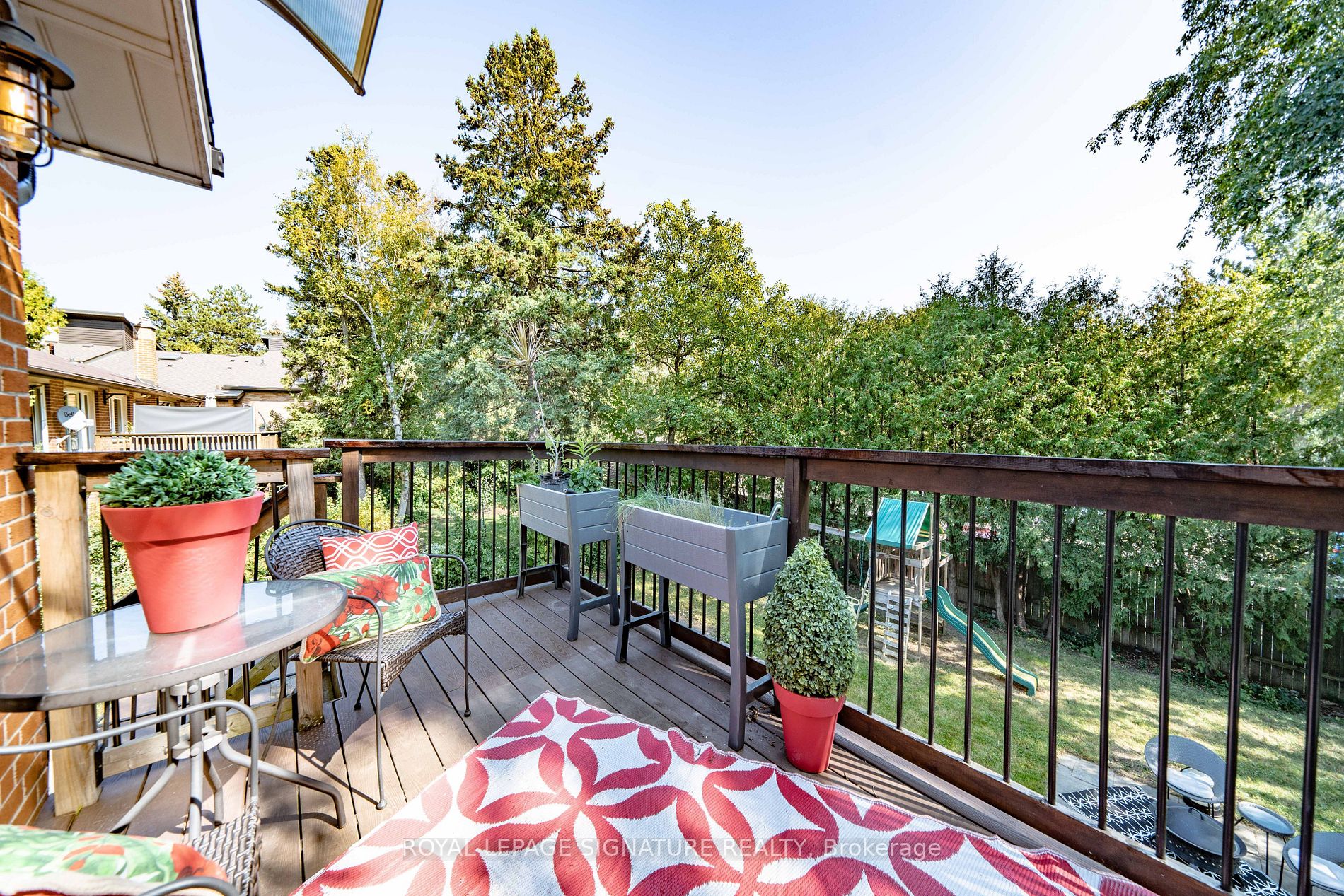 37 Cornerbrook Dr