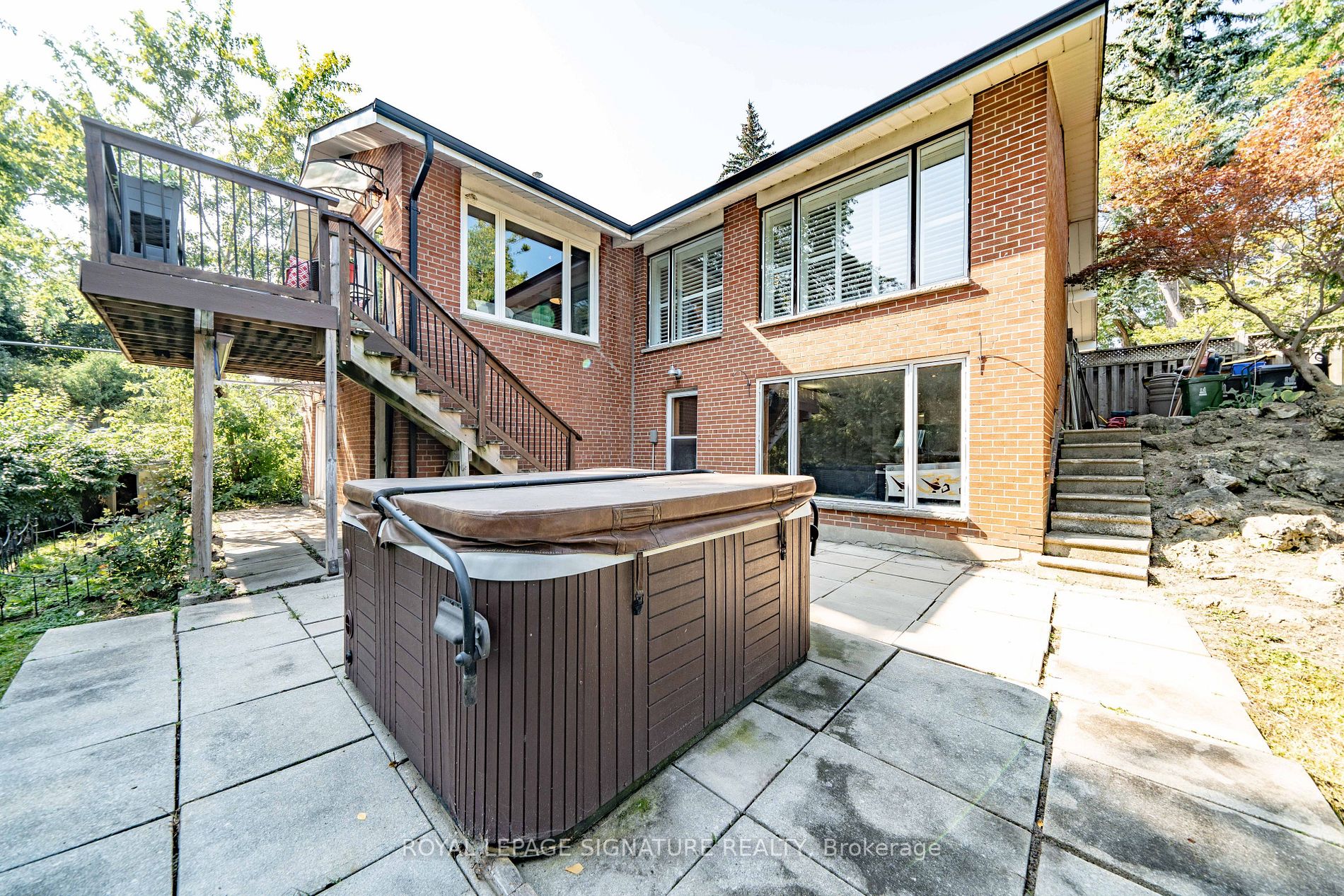 37 Cornerbrook Dr